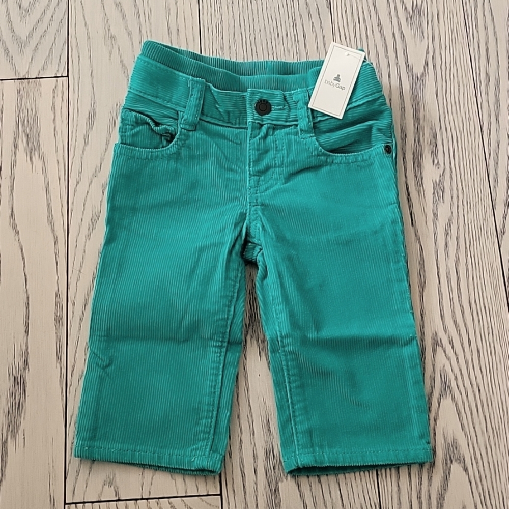 ✨️5/$25 ✨️Gap Corduroy Pants 6-12 months